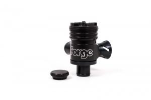 En kombination av återcirkulations dumpventil, Svart