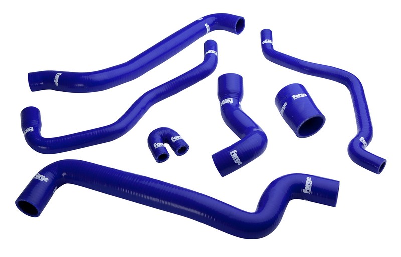 SILICONE kylvätskeslangarna (5) för Saab 95 2002-2007