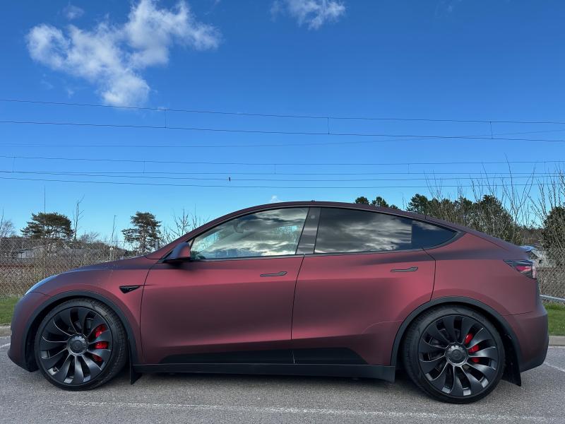 1. D2 Coilovers Gatkit TESLA MODEL Y (4WD) (20~upp)