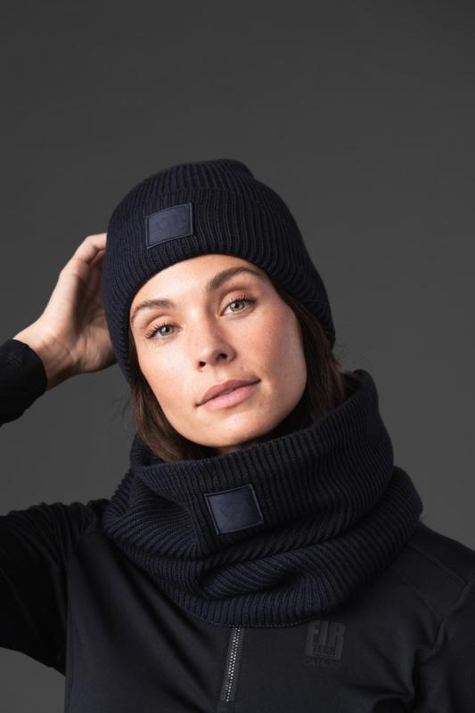 CATAGO Vanija Stickad mössa Navy