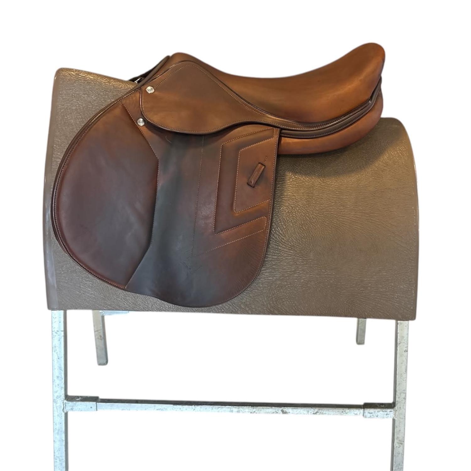 Renaissance F2 18"/34
