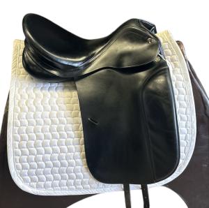 Prestige Hippos Dressage 16"/34