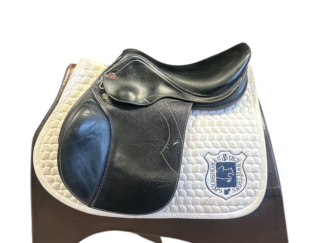 Prestige Versailles 17"/33