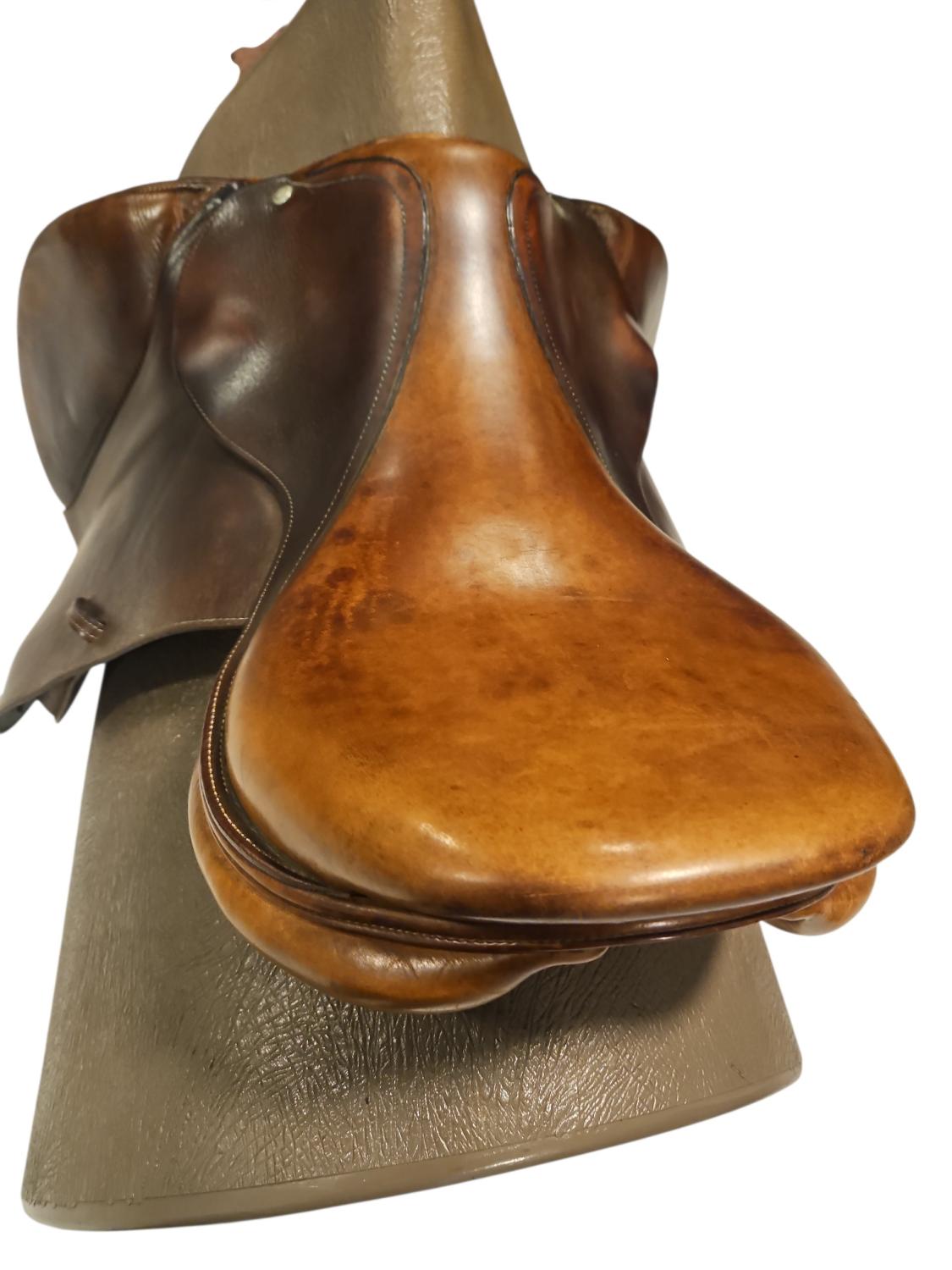 Devoucoux 17,5" 2A