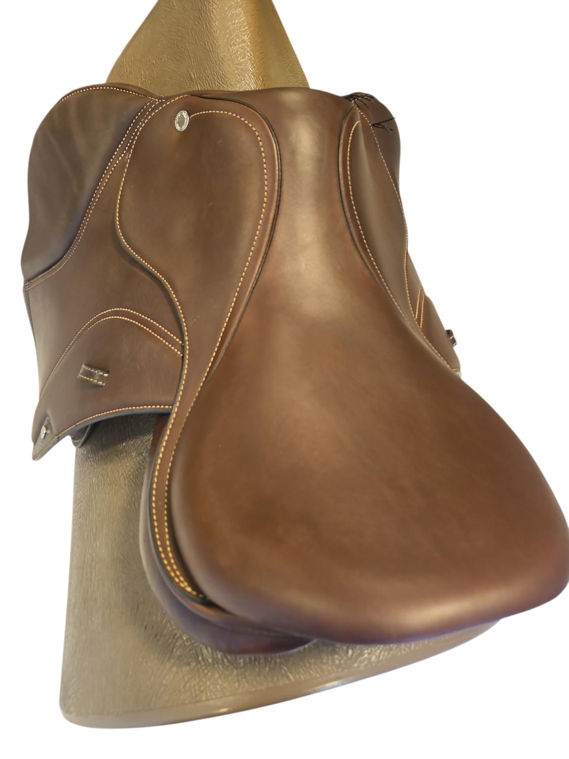 Equiline Marghe -Re Edition