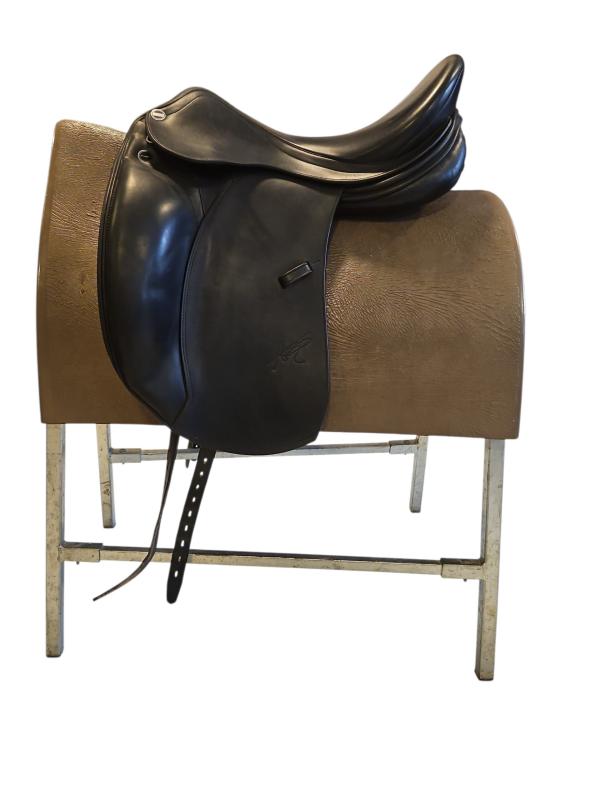 Erreplus Adelinde 18"/32