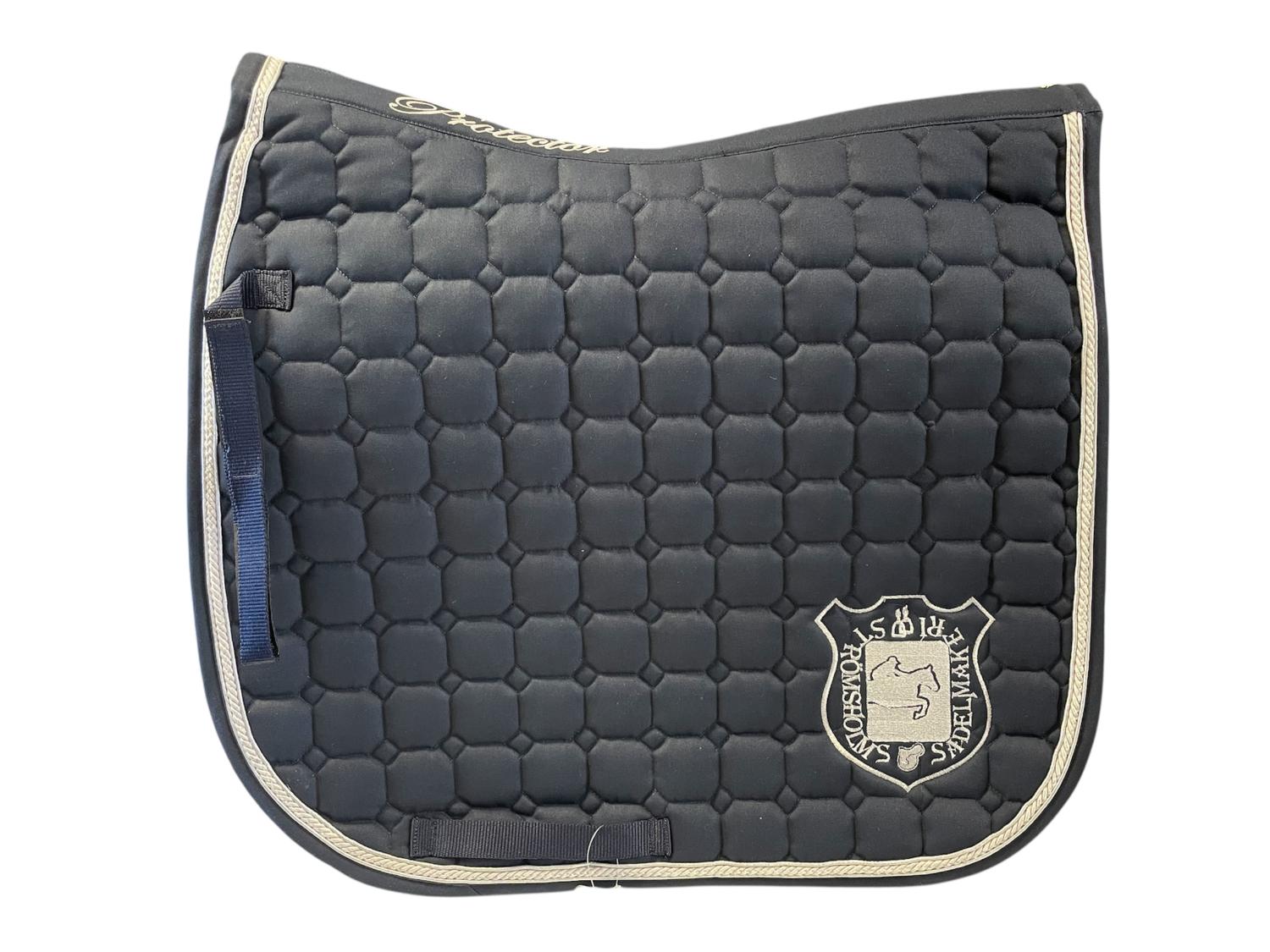 Strömsholms Sadelmakeri Team Schabrak Marin Full