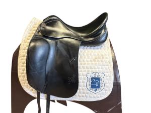 Prestige Top Dressage 17"/32