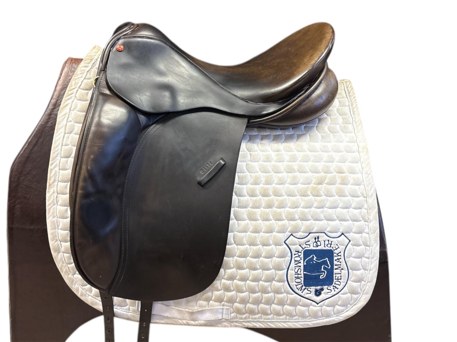 Wellington Elite 17"/3