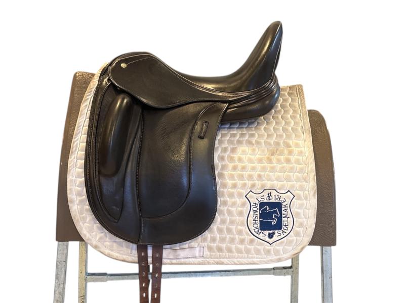 Schleese Bolero 18”/W