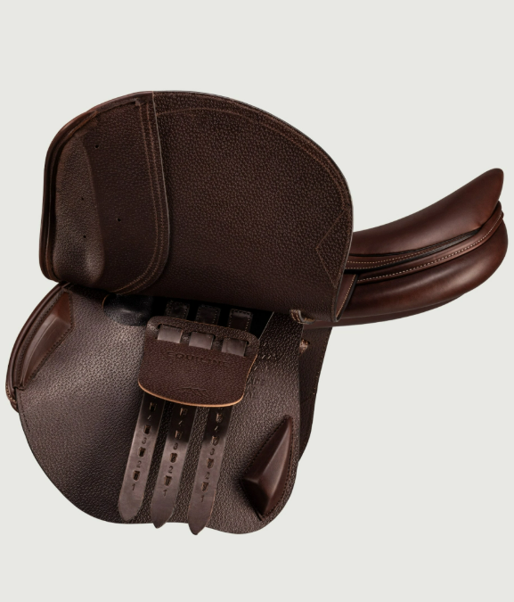 Equiline E4 Hoppsadel