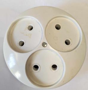 Väggkontakt ojordad