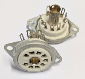 Rör hållare för 9 kontakter