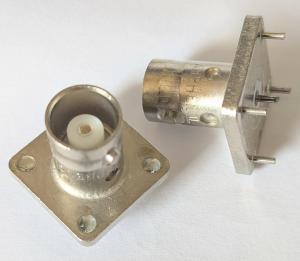  BNC chassie för kretskortsmontering AMPHENOL 18225