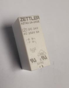 Relä 24VDC, 8A / 240VAC, 8A / 30VDC