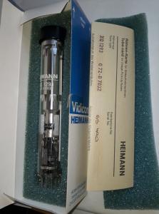 XQ1293 är ett vidicon-rör.   NOS