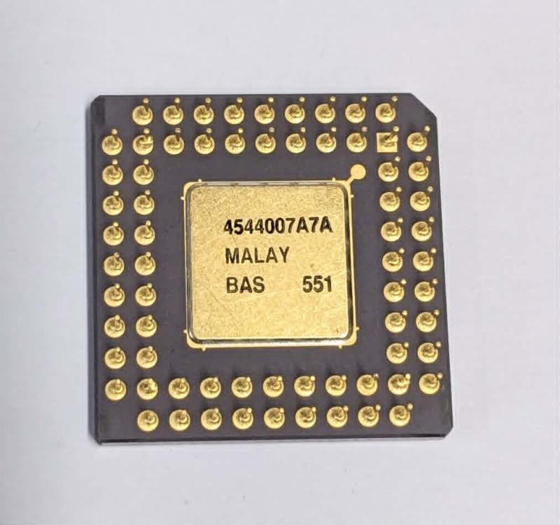 LA8097BH IC 16BIT Microcontroller A/D PMW 232 Bytes RAM 68P