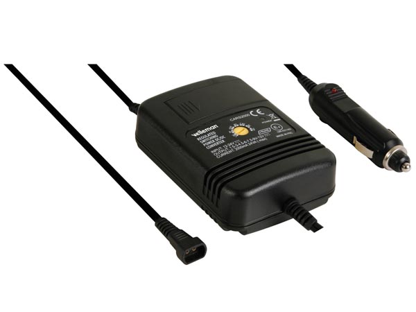 Bil Adapter in 12/24V ut 1,5-12V