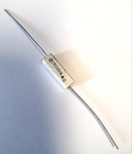 Motstånd trådlindat keramiskt fodral; 180 Ohm 4W