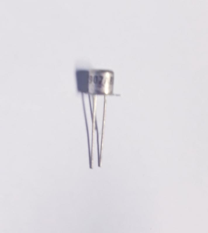 Chanzon 100 pezzi 2N2907A TO-92 PNP Chanzon 100 pezzi 2N2907A TO-92 PNP