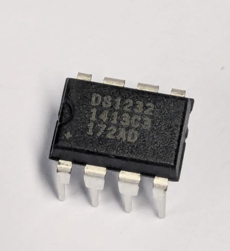 2SD1232