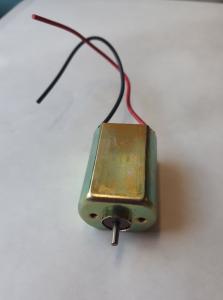 DC-Motor 2,4V ,Liten motor med kraft