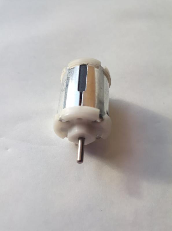 DC-motor 1,5 V  ( miniatyr )