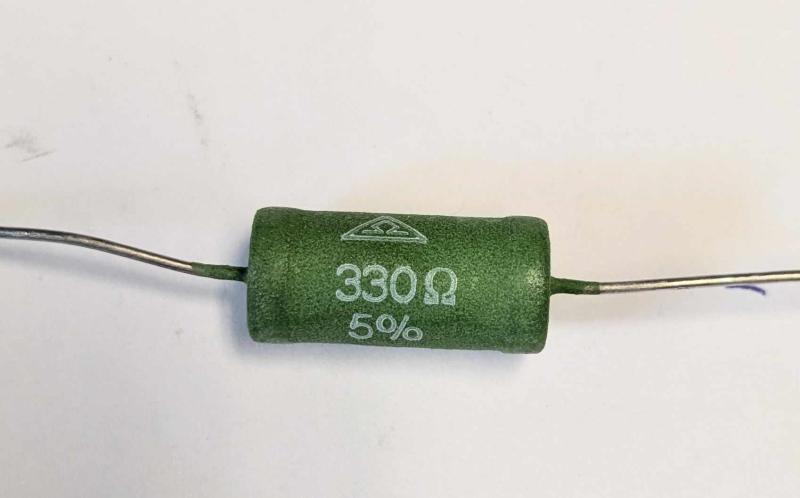 Motstånd 330 Ohm 5%