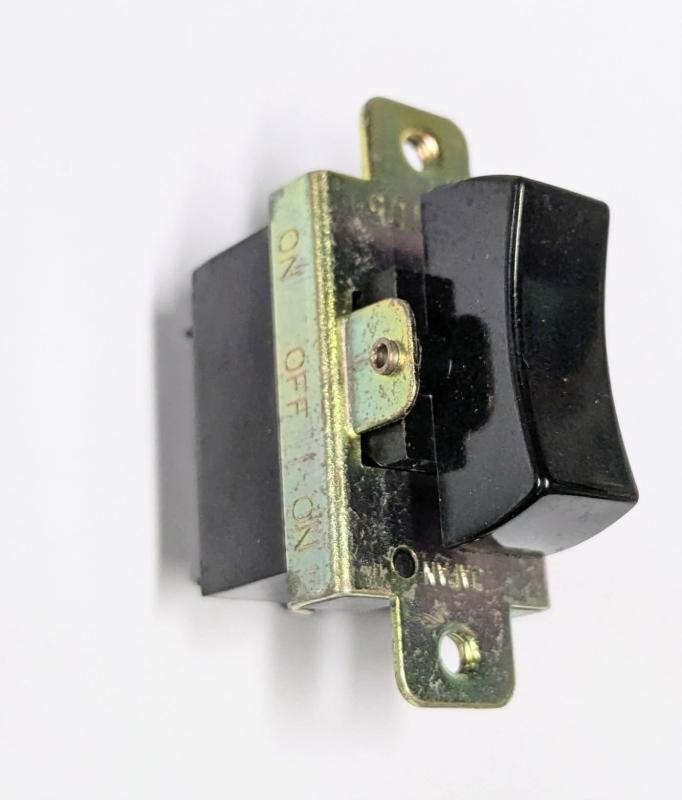 Vaggomkopplare Till - Från - Till 10A 125V