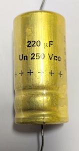 Kondensator 220u 250V  
