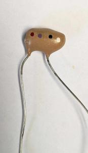 Kondensator 27pF 400V 10% 5 st 