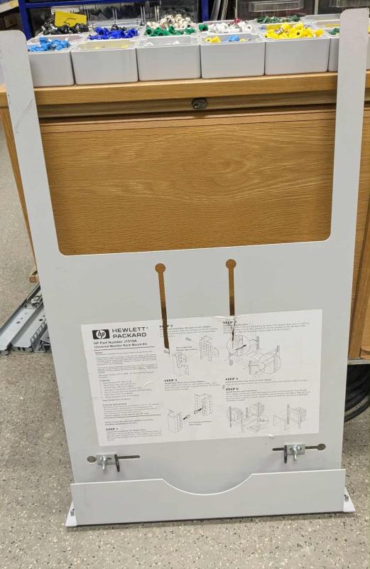 Nätverksrack för Monitorbord  19" Hewlett Packard