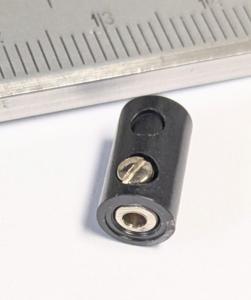 Miniatyr banankontakt labhylsa Hon 2mm Svart