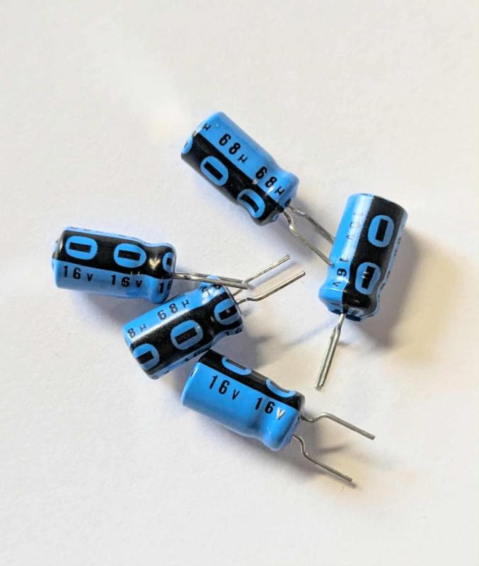 Kondensator 68uF 16V 5st