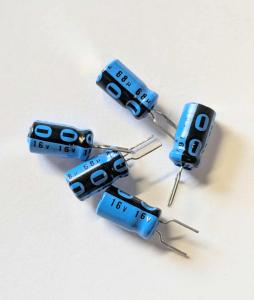 Kondensator 68uF 16V 5st