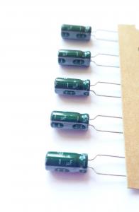 Kondensator, 1uF 63V, Stående  5st