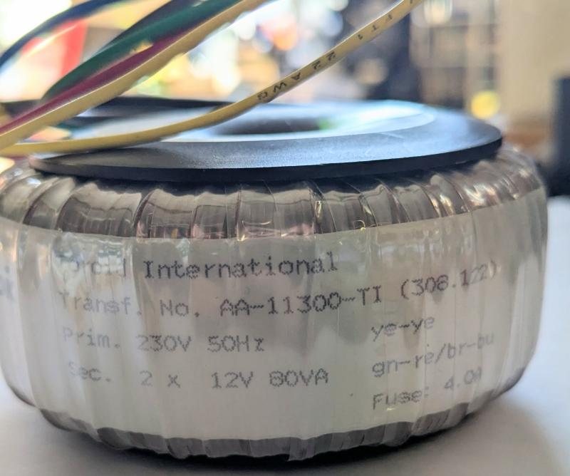 Ringkärnetrafo 2x12 80va 4A RST