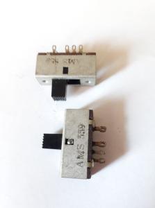 Skjutomkopplare 2 pol  3 vägs  NOS