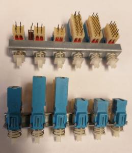 Tryckomkopplare 6 på metallskena