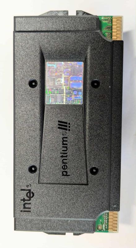 Fläkt CPU Intel pentium III , 07923K 109X1512H2056