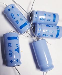 Kondensator 470uF 25V 5st