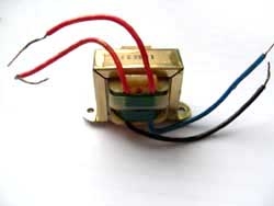 Transformator 8V, 230V Primär