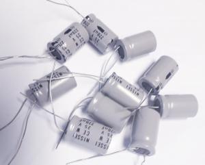 Kondensator 220uF 25V  10st