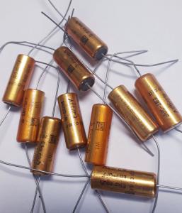 Kondensator 8,2uF 63V , 10st