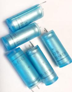 Kondensator 100uF 63V kapslad ( 5st )