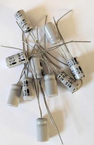 Kondensator 4,7uF 50V , 10st