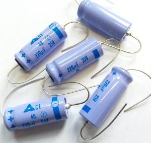 Kondensator 220uF 25V 5 st