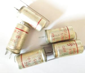 Kondensator 1000uF 6V  5st