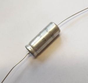 Kondensator  10uF 350V