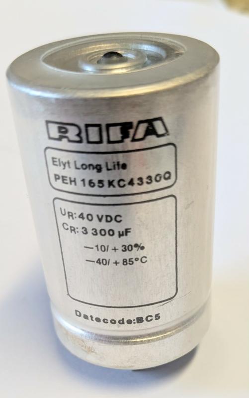 Kondensator 3300uF 40V PEH165